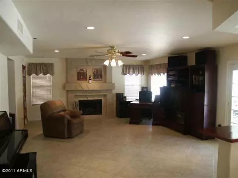4564 E Michelle Dr, Phoenix, AZ 85032 photo 8
