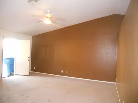 1040 S Wanda Dr, Gilbert, AZ 85296 photo 6