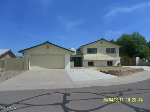3208 W Gelding Dr, Phoenix, AZ 85053 photo 1