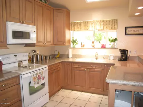 2350 E Carol Ave, Mesa, AZ 85204 photo 4