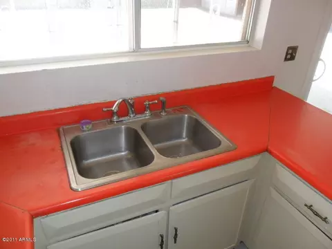 4407 E Nancy Ln, Phoenix, AZ 85042 photo 11
