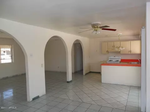 4407 E Nancy Ln, Phoenix, AZ 85042 photo 8