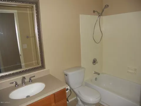 438 N Cobblestone St, Gilbert, AZ 85234 photo 23