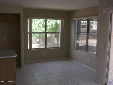 2207 S Peppertree Ct, Gilbert, AZ 85295 photo 6