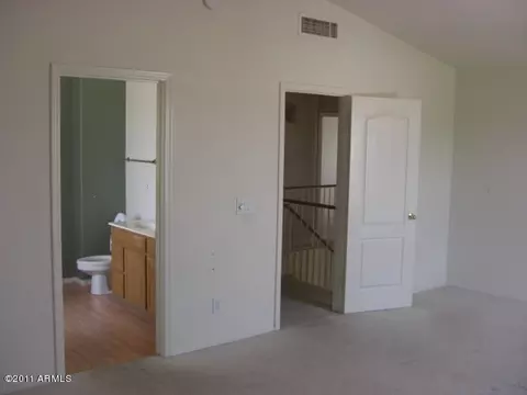 2207 S Peppertree Ct, Gilbert, AZ 85295 photo 9