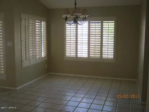 4113 E Mercer Ln, Phoenix, AZ 85028 photo 4