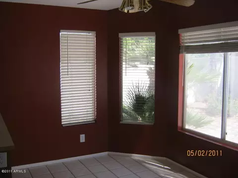 4113 E Mercer Ln, Phoenix, AZ 85028 photo 5