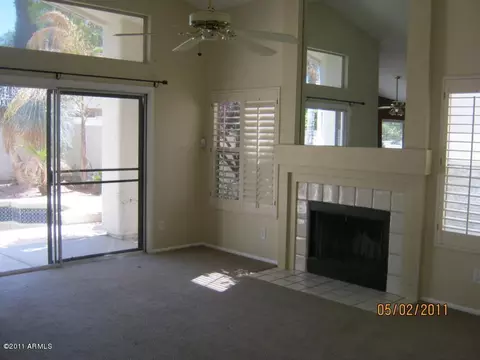 4113 E Mercer Ln, Phoenix, AZ 85028 photo 3