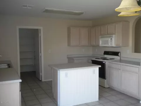 2281 S Palo Verde Dr, Apache Junction, AZ 85120 photo 3