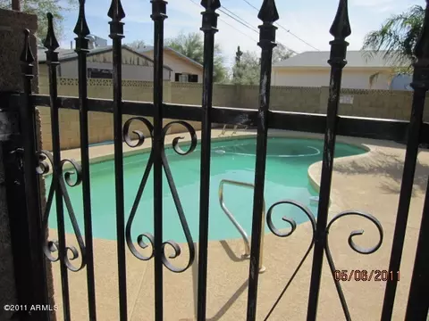 330 N Saguaro Dr, Apache Junction, AZ 85120 photo 3