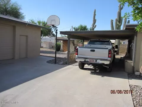 330 N Saguaro Dr, Apache Junction, AZ 85120 photo 4