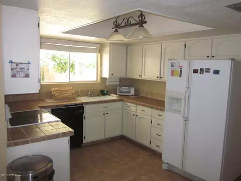 1707 E Hale St, Mesa, AZ 85203 photo 2