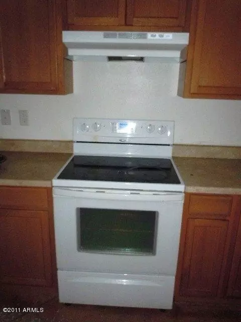 11207 E Boulder Dr, Apache Junction, AZ 85120 photo 2