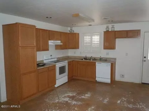 11207 E Boulder Dr, Apache Junction, AZ 85120 photo 1