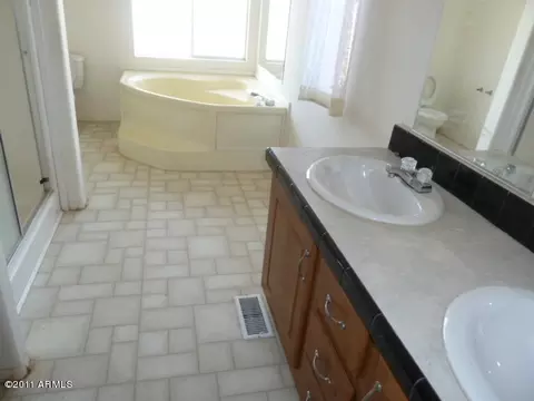 114 E Wagoner Rd, Phoenix, AZ 85022 photo 18