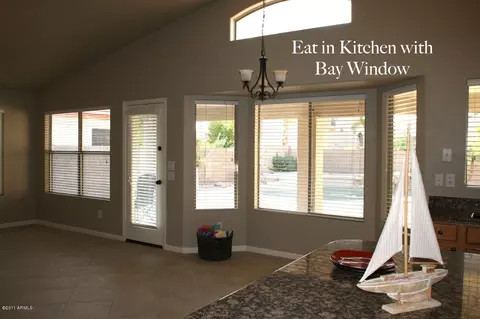 998 E Betsy Ln, Gilbert, AZ 85296 photo 14
