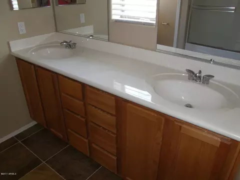 2546 E Megan St, Gilbert, AZ 85295 photo 14