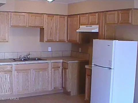 2747 E Chipman Rd, Phoenix, AZ 85040 photo 1