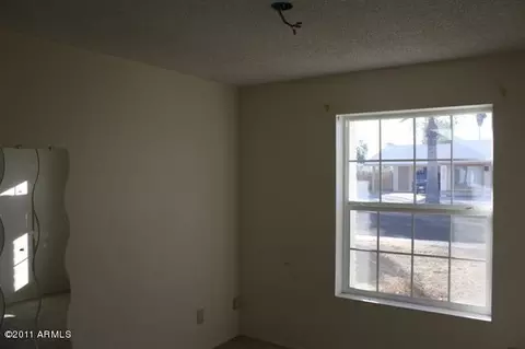 3423 E Helena Dr, Phoenix, AZ 85032 photo 7