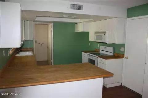 3423 E Helena Dr, Phoenix, AZ 85032 photo 4