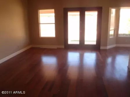 4550 E Rock Wren Rd, Phoenix, AZ 85044 photo 3