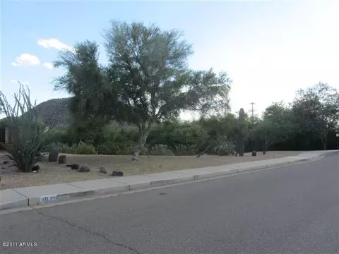 2023 E Robin Ln, Phoenix, AZ 85024 photo 19