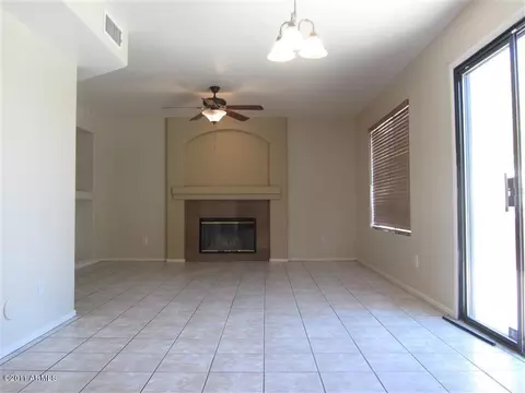 2023 E Robin Ln, Phoenix, AZ 85024 photo 7
