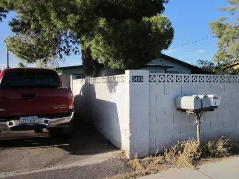 3406 E Pinchot Ave, Phoenix, AZ 85018 photo 4