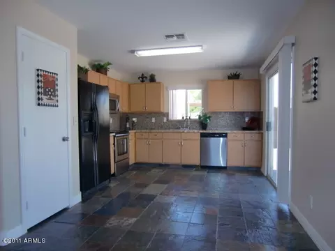 2264 W 20th Ave, Apache Junction, AZ 85120 photo 4