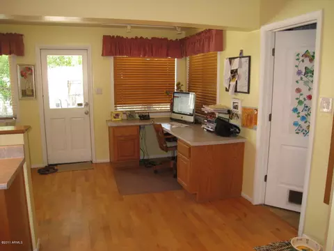 4616 Earll Dr, Phoenix, AZ 85018 photo 5