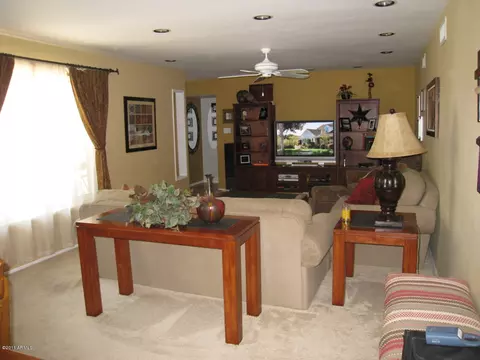 4616 Earll Dr, Phoenix, AZ 85018 photo 3