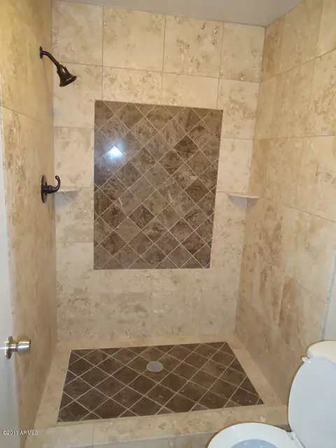 5203 E Tamblo Dr, Phoenix, AZ 85044 photo 5