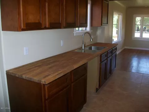 710 E Whitton Ave, Phoenix, AZ 85014 photo 10
