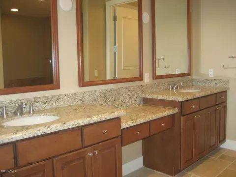 2211 E Camelback Rd #604, Phoenix, AZ 85016 photo 6