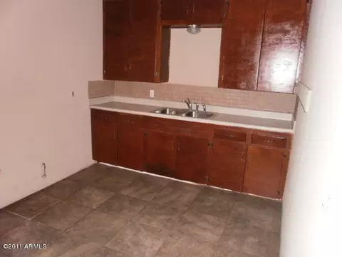 3029 E Cypress St, Phoenix, AZ 85008 photo 4