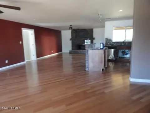 3122 E Claire Dr, Phoenix, AZ 85032 photo 4