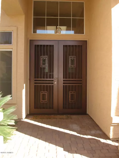 1677 E Glenhaven Dr, Phoenix, AZ 85048 photo 2