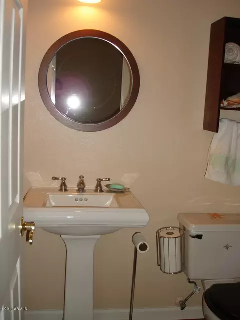 1677 E Glenhaven Dr, Phoenix, AZ 85048 photo 9