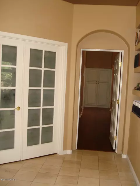 1677 E Glenhaven Dr, Phoenix, AZ 85048 photo 10