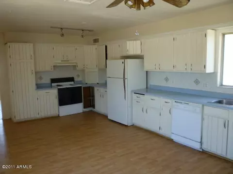 3702 W Windrose Dr, Phoenix, AZ 85029 photo 2