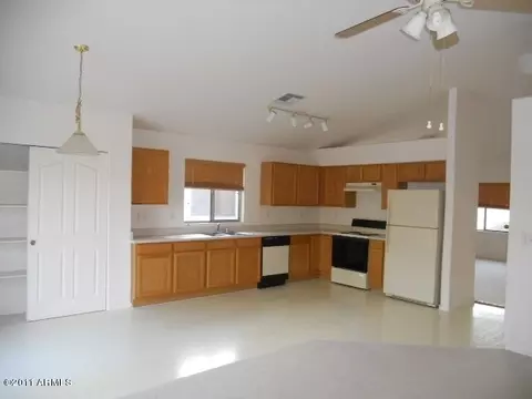 740 E Potter Dr, Phoenix, AZ 85024 photo 10