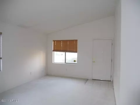 740 E Potter Dr, Phoenix, AZ 85024 photo 5