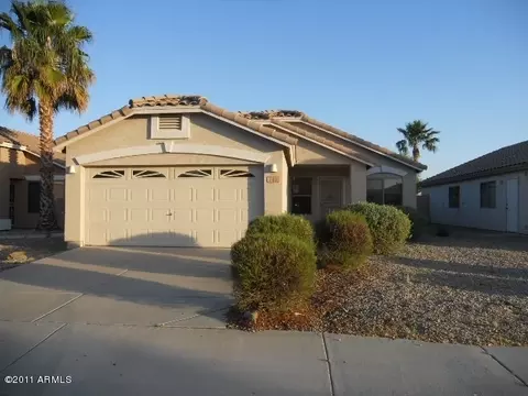 740 E Potter Dr, Phoenix, AZ 85024 photo 2