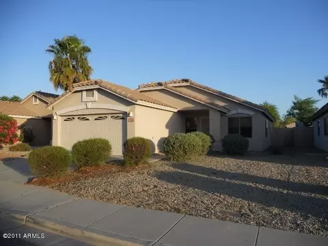 740 E Potter Dr, Phoenix, AZ 85024 photo 1