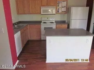902 E Pedro Rd, Phoenix, AZ 85042 photo 7