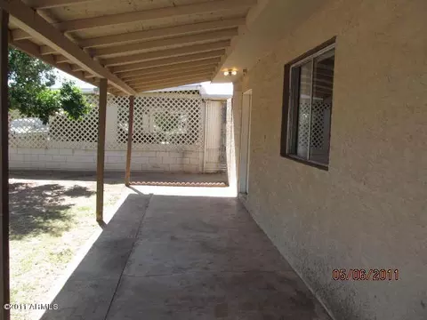 924 E Darrel Rd, Phoenix, AZ 85042 photo 2