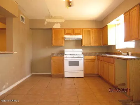 924 E Darrel Rd, Phoenix, AZ 85042 photo 11