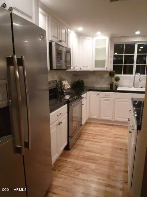3515 E Hearn Rd, Phoenix, AZ 85032 photo 11