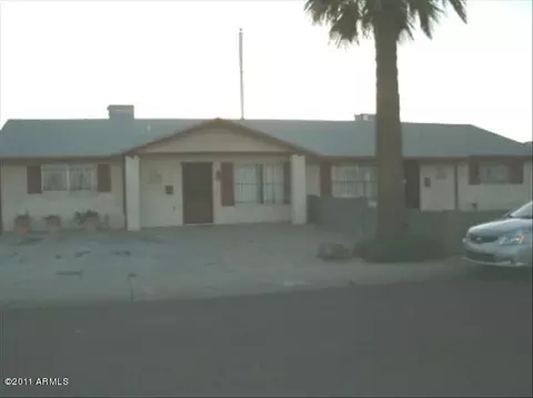 5132 N 42 Dr, Phoenix, AZ 85019 photo 1