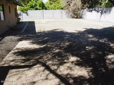 3718 E Garden Dr, Phoenix, AZ 85028 photo 4